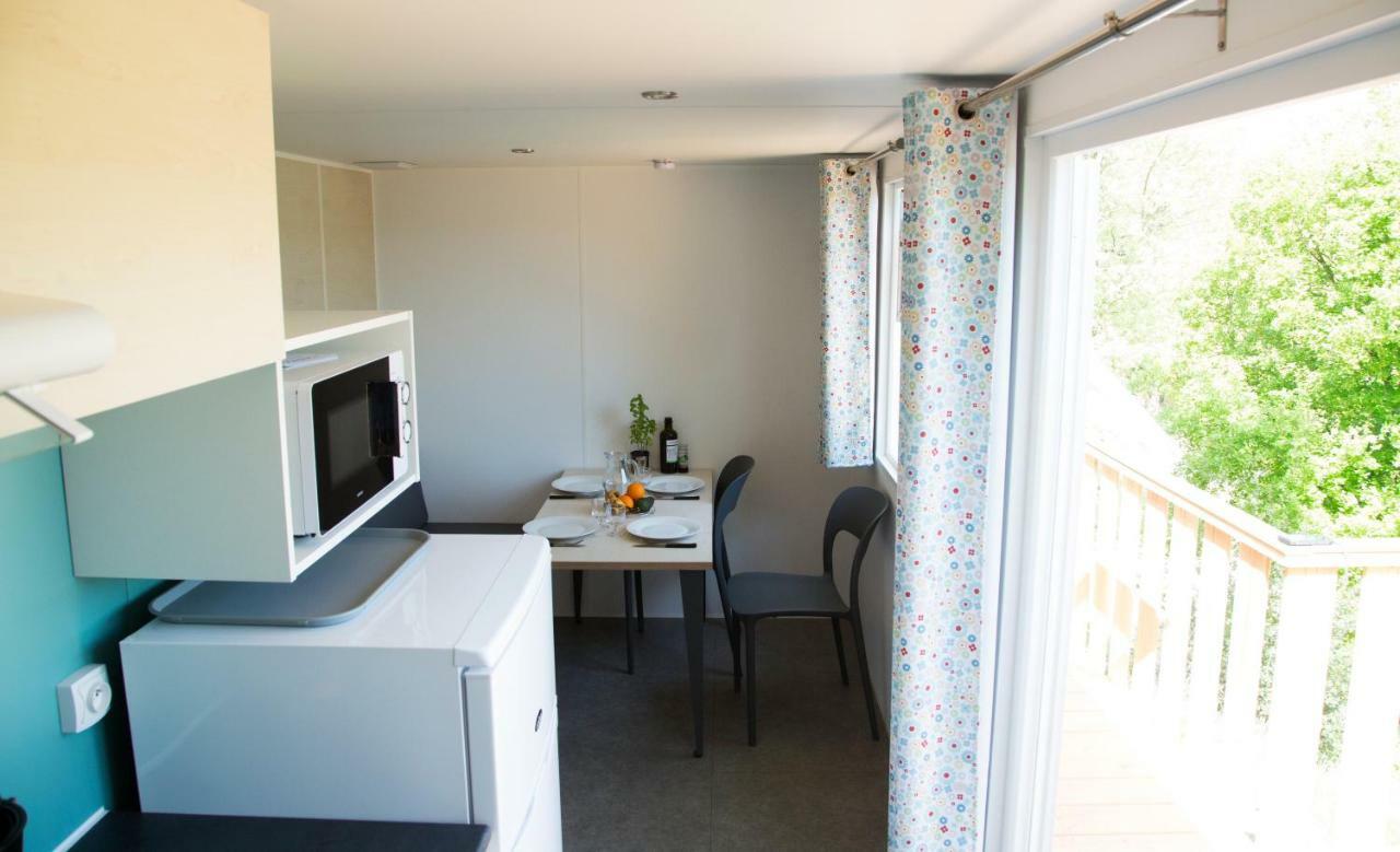 Camping Les Chenes Chauzon Exterior foto